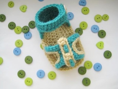 Peep-toe sandlas - 3-12 months - $5