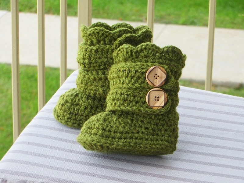 Toddler Classic Snow Boots, US sizes 5,6, 7 and 8- $5.50