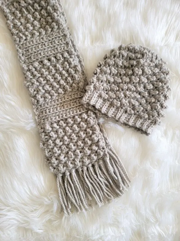 crochet hat and scarf pattern completed in gray color