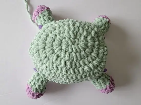 4 legs attached to the body