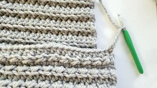 Starting the ribbing on the collar