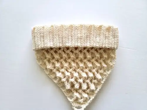 Collar slipped over the triangle part of cowl